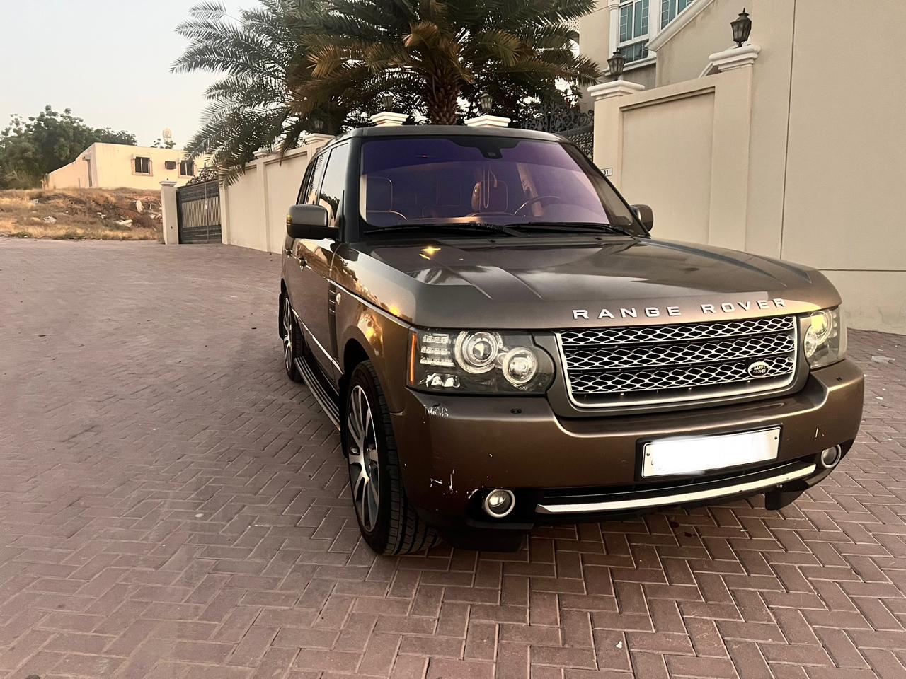 marrón Land Rover Range Rover Vogue HSE 2010